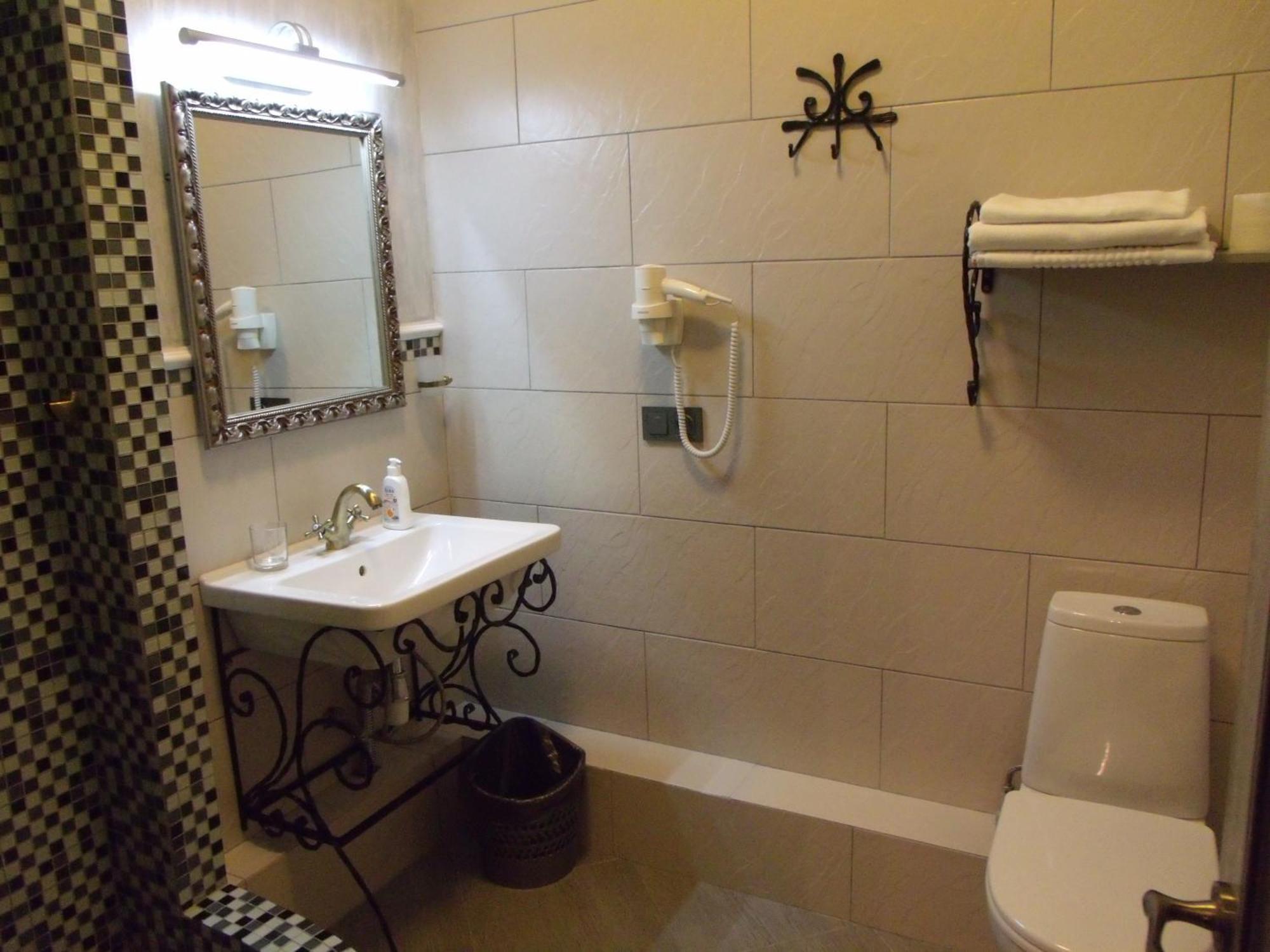 D'Rami Hotel Almaty Luaran gambar
